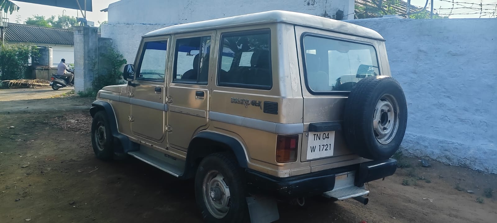 Mahindra Bolero - Image 4