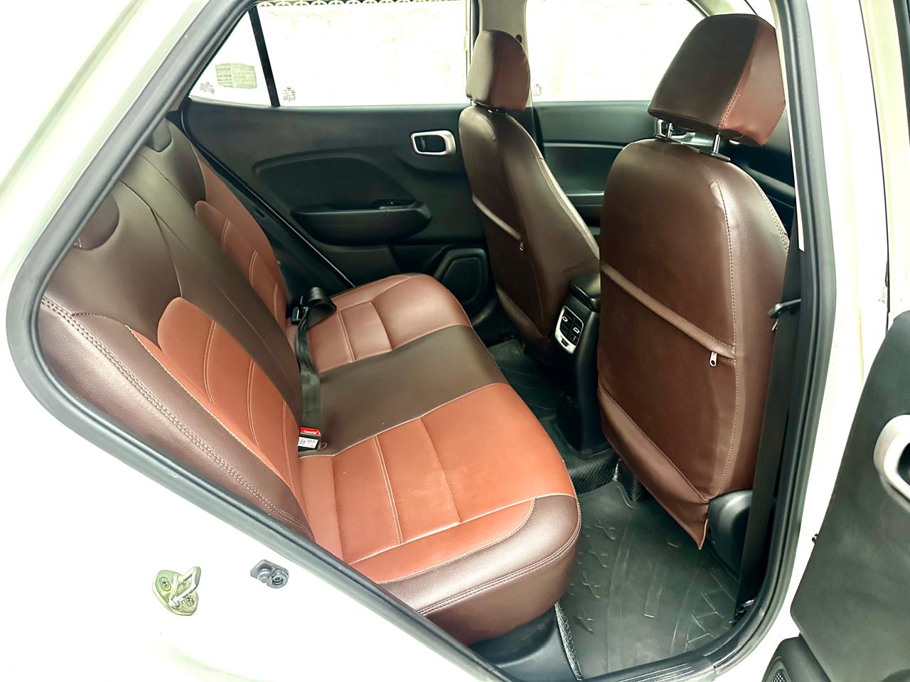 Hyundai Venue - Image 7
