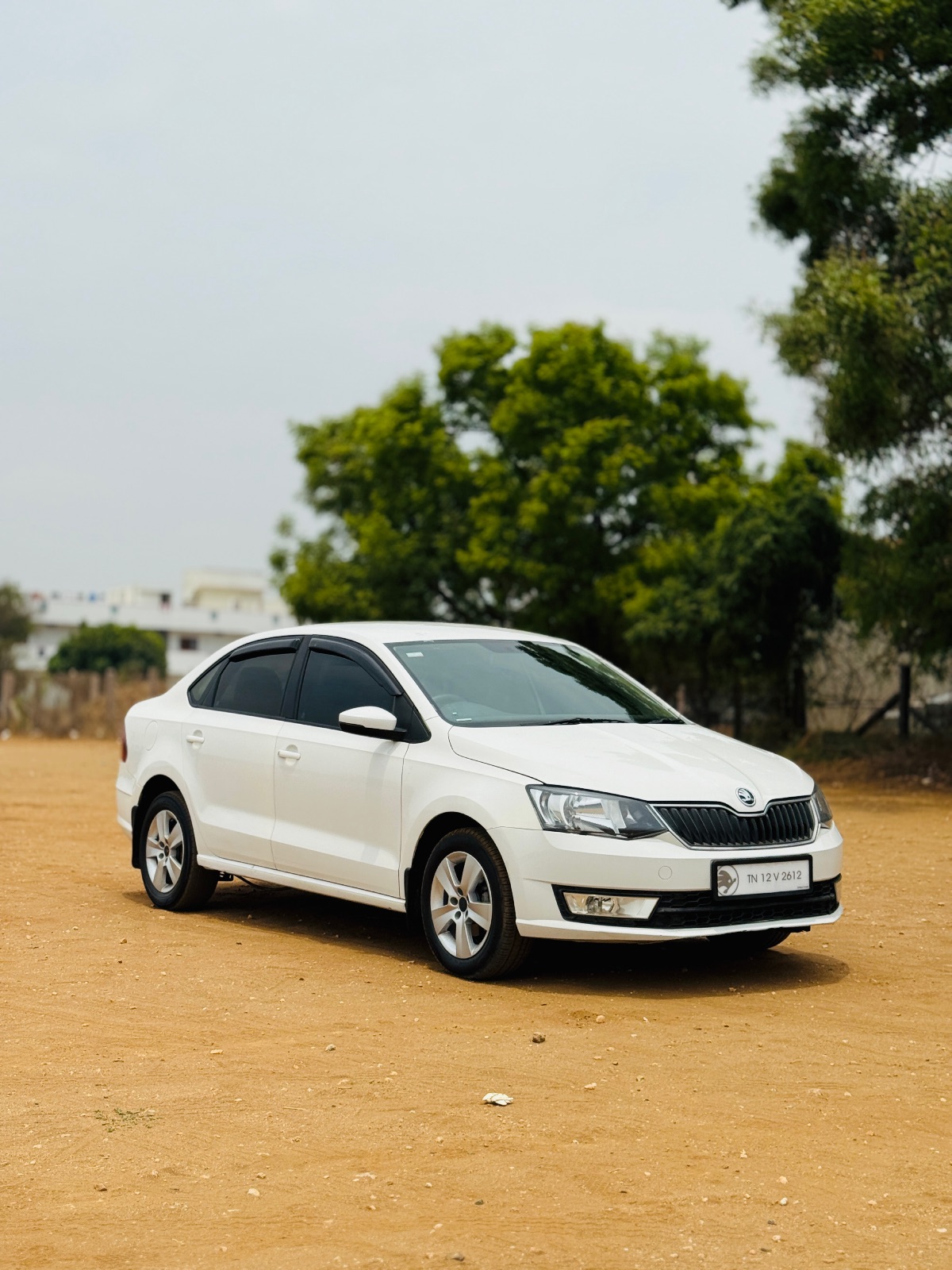 Skoda Rapid - Image 3