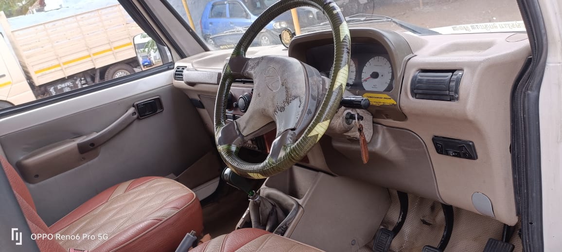 Mahindra Bolero - Image 5