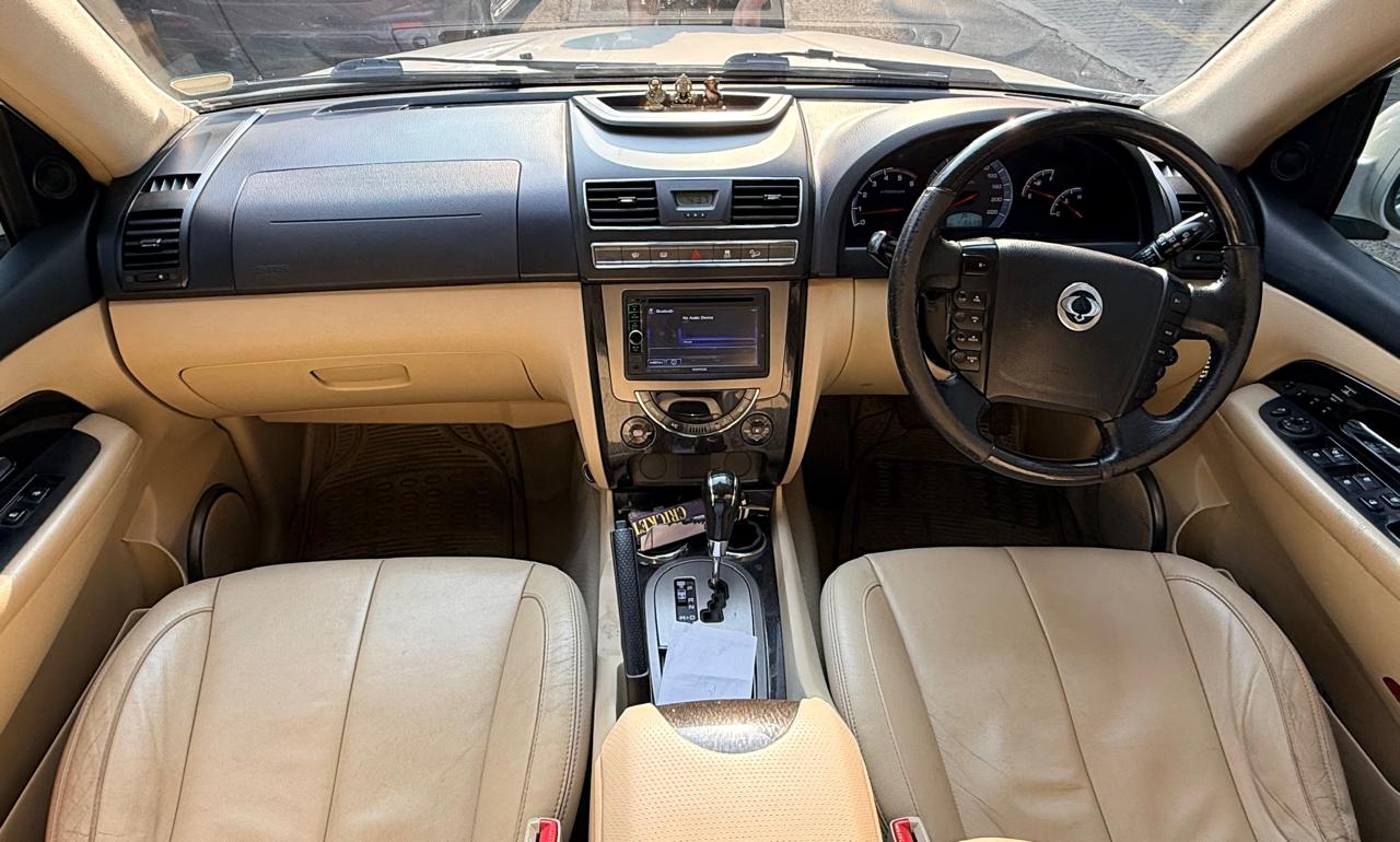Mahindra SsangYong Rexton - Image 4