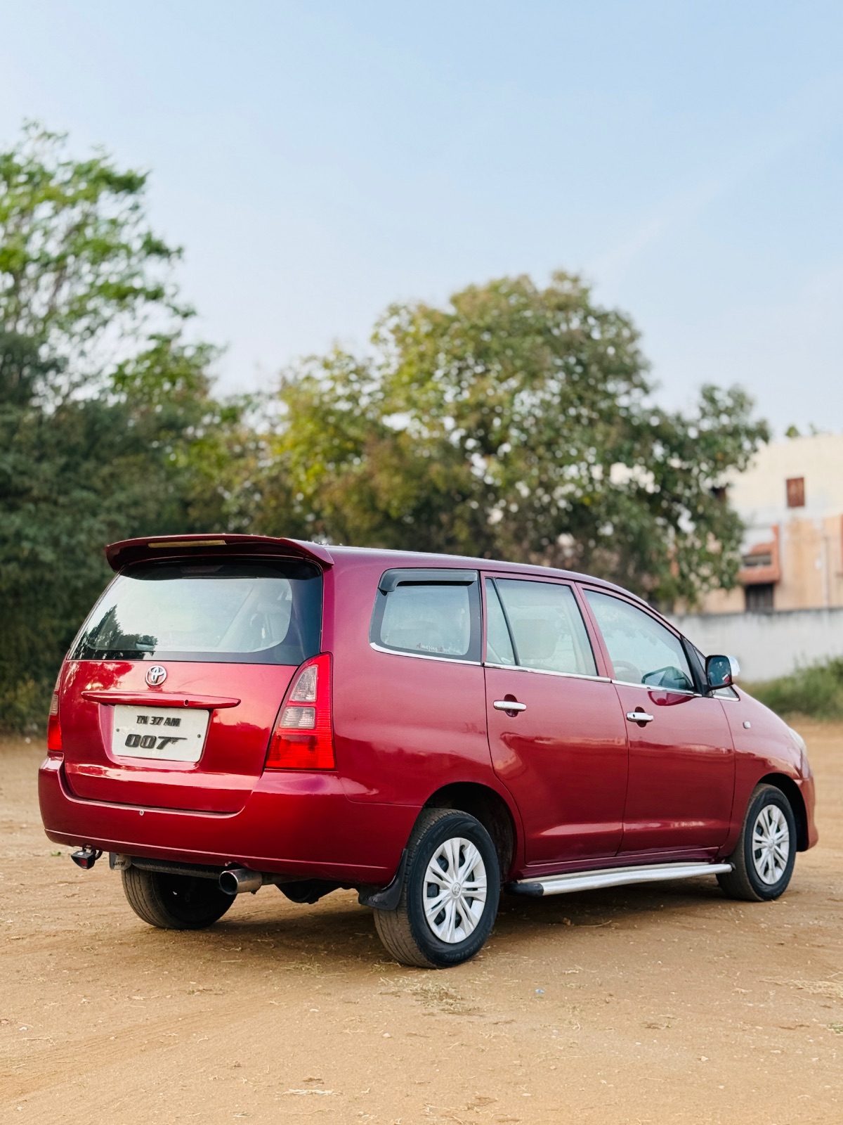 Toyota Innova - Image 9