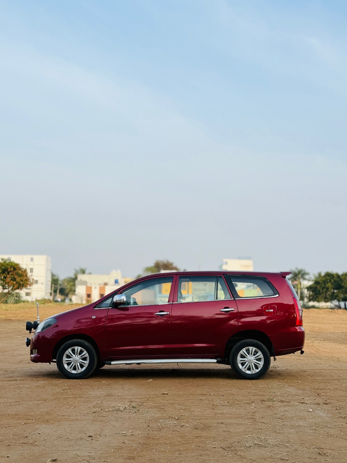 Toyota Innova - Image 4