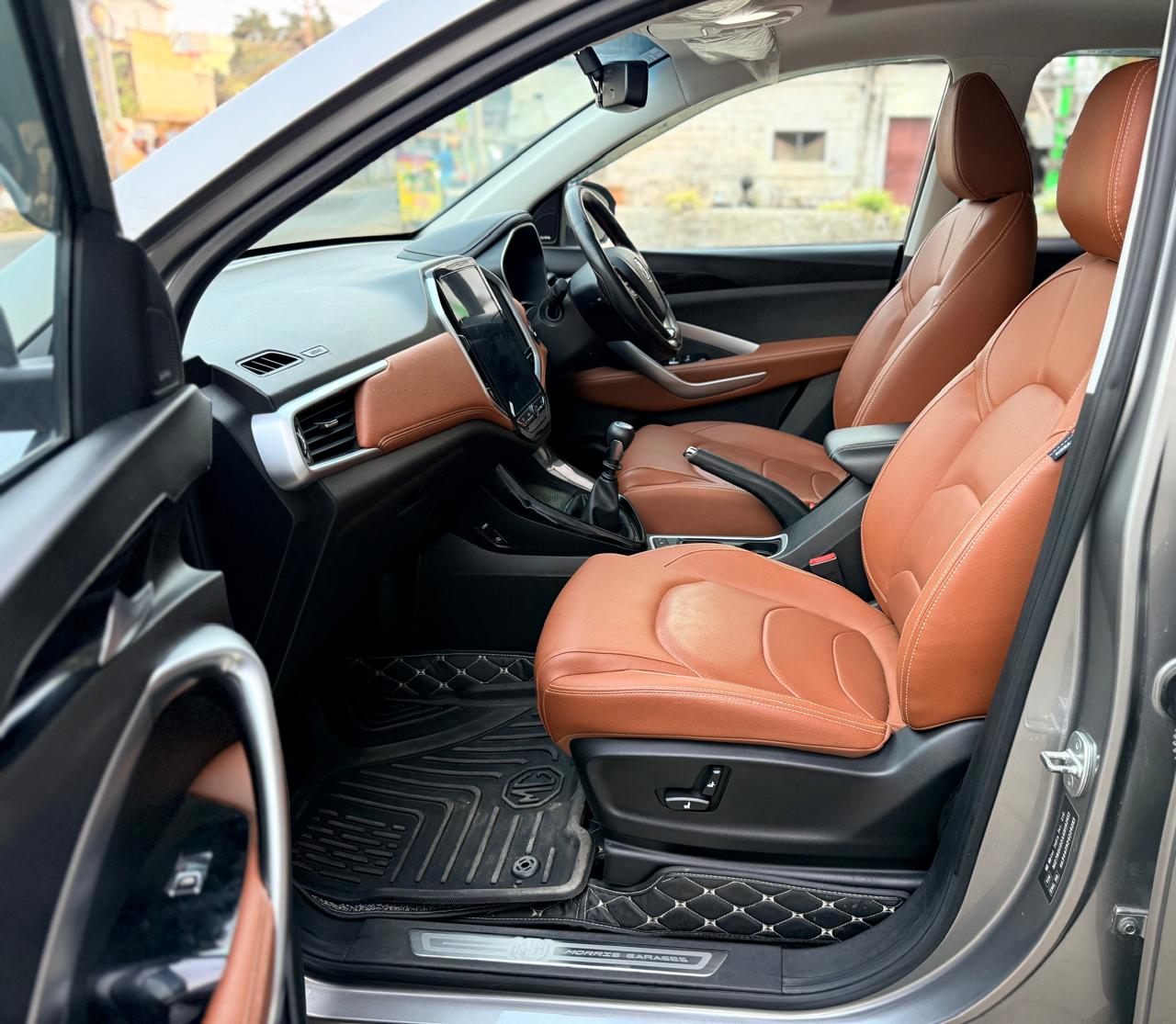 MG Hector Plus - Image 4