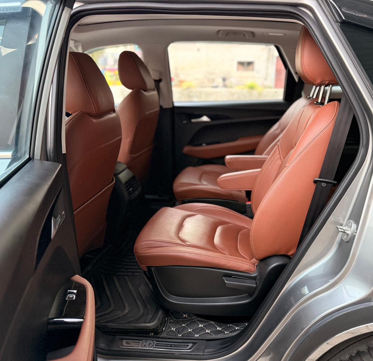 MG Hector Plus - Image 6