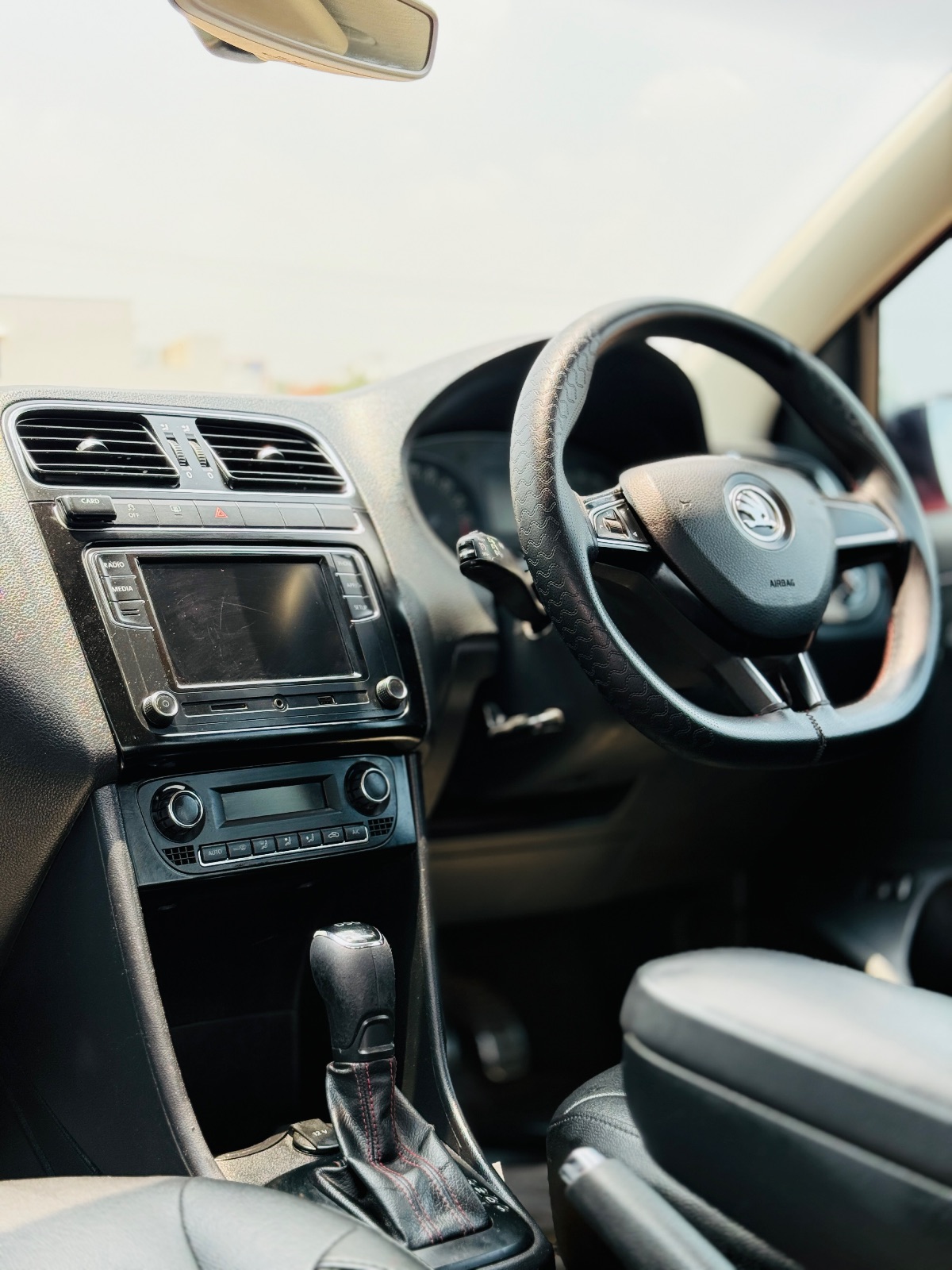 Skoda Rapid - Image 7