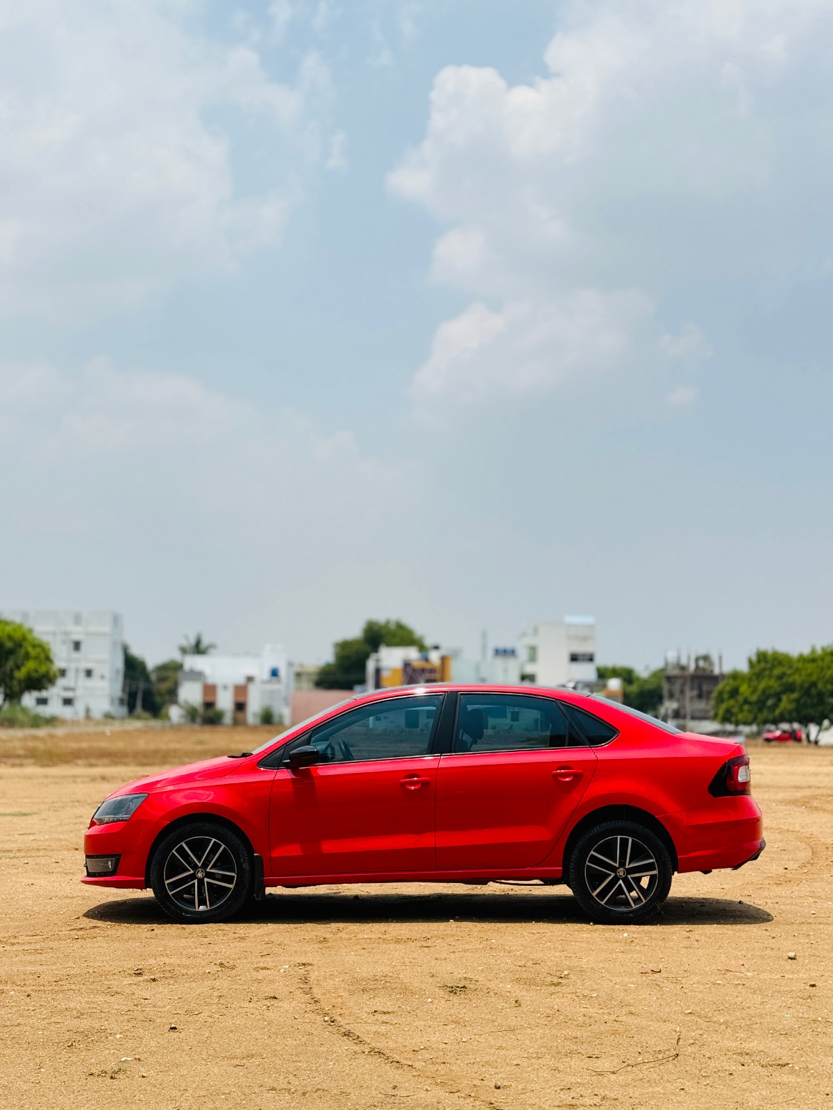 Skoda Rapid - Image 9