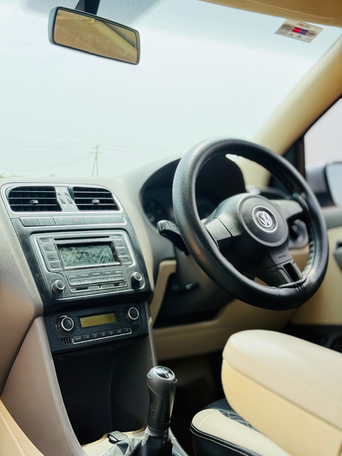 Volkswagen Vento - Image 2