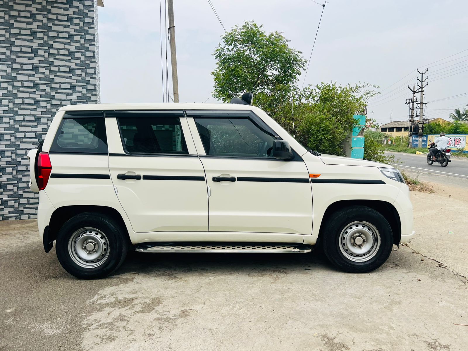 Mahindra Bolero Neo - Image 4