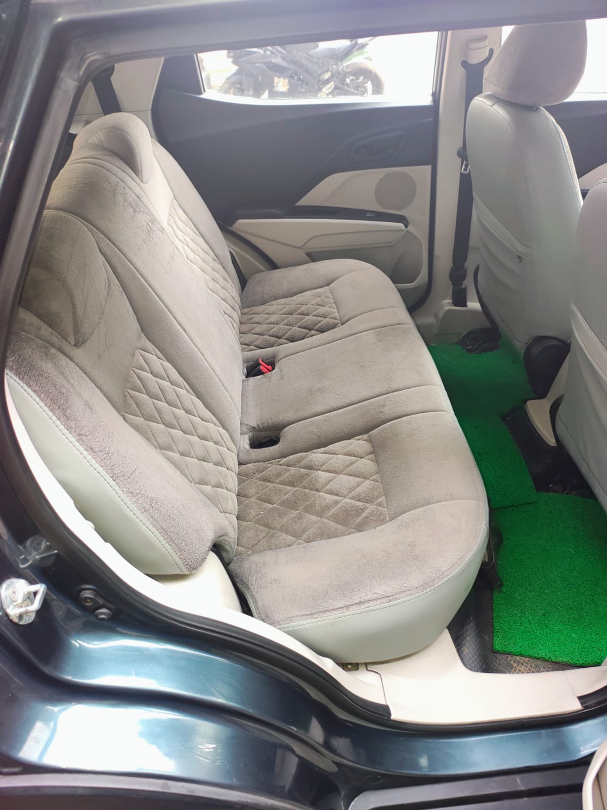 Mahindra XUV300 - Image 1