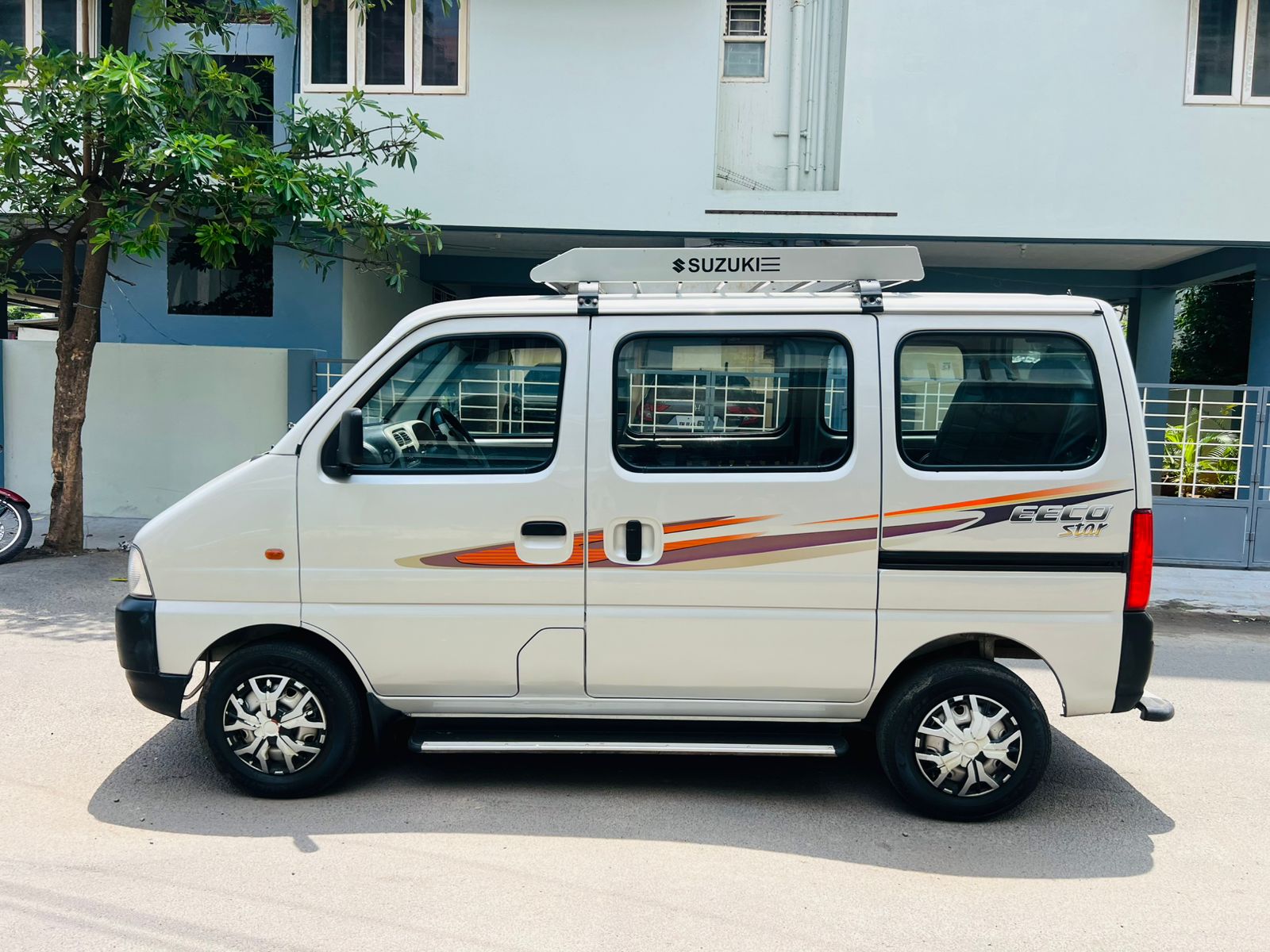 Maruti Suzuki Eeco - Image 7