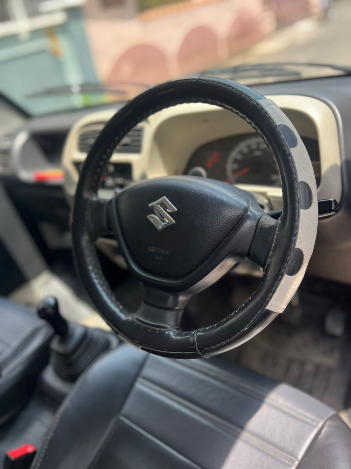Maruti Suzuki Eeco - Image 4