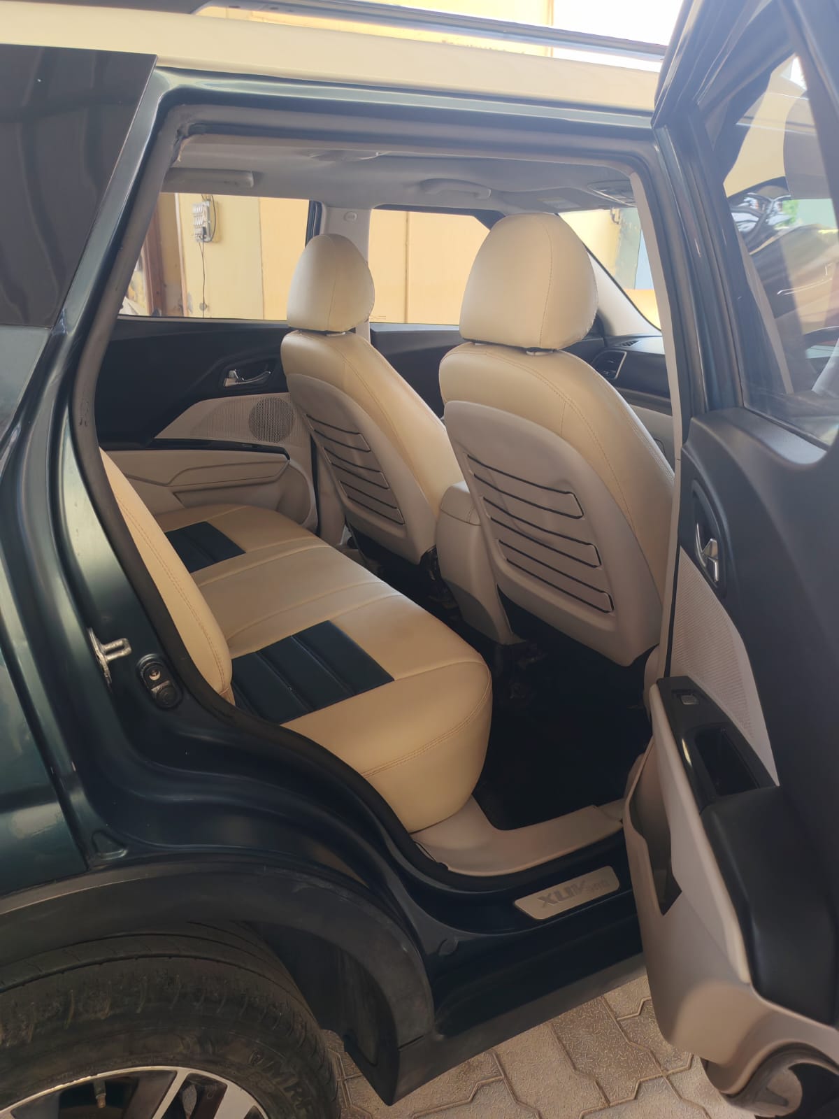 Mahindra XUV300