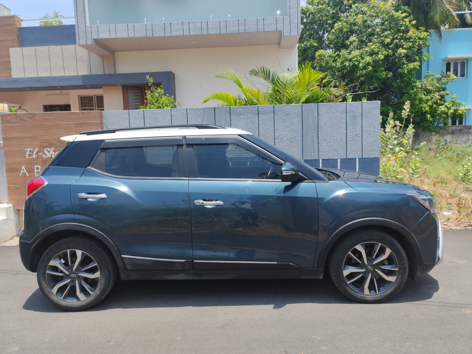 Mahindra XUV300 - Image 6