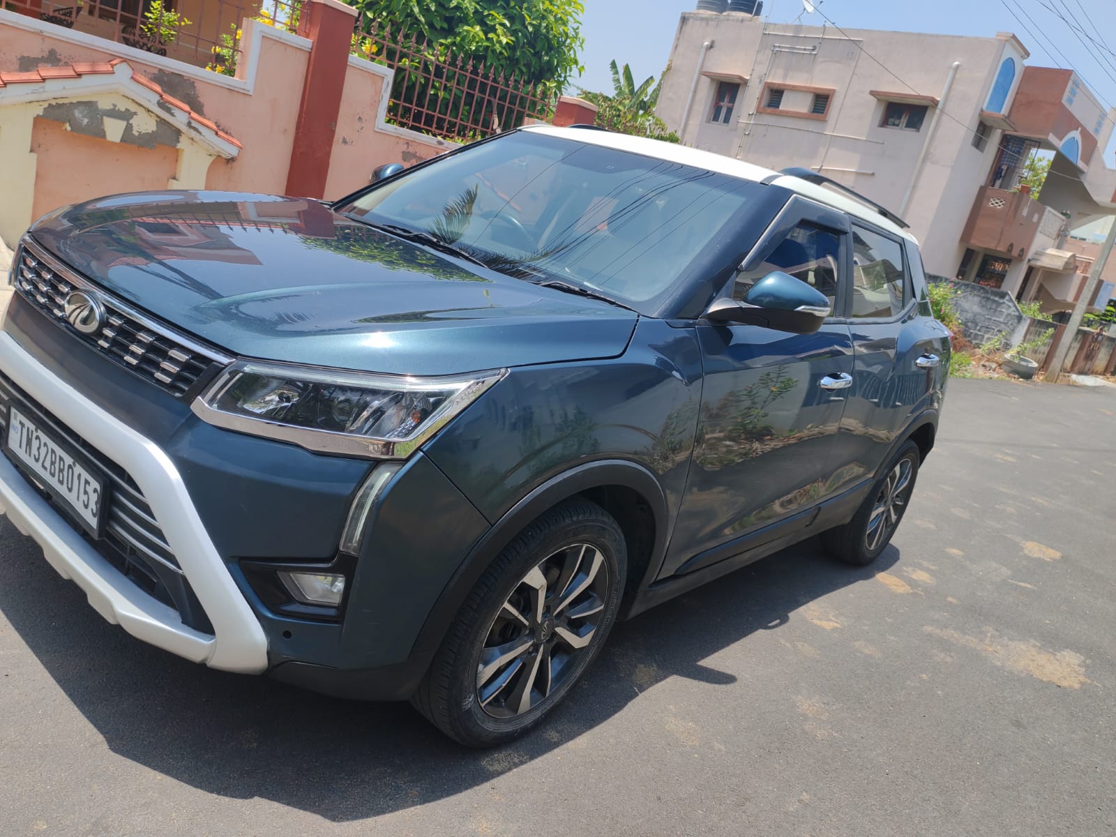 Mahindra XUV300 - Image 5