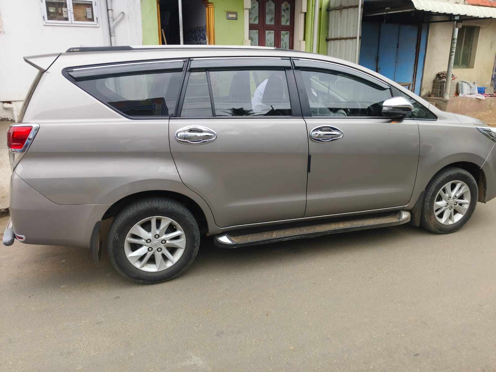 Toyota Innova Crysta - Image 2