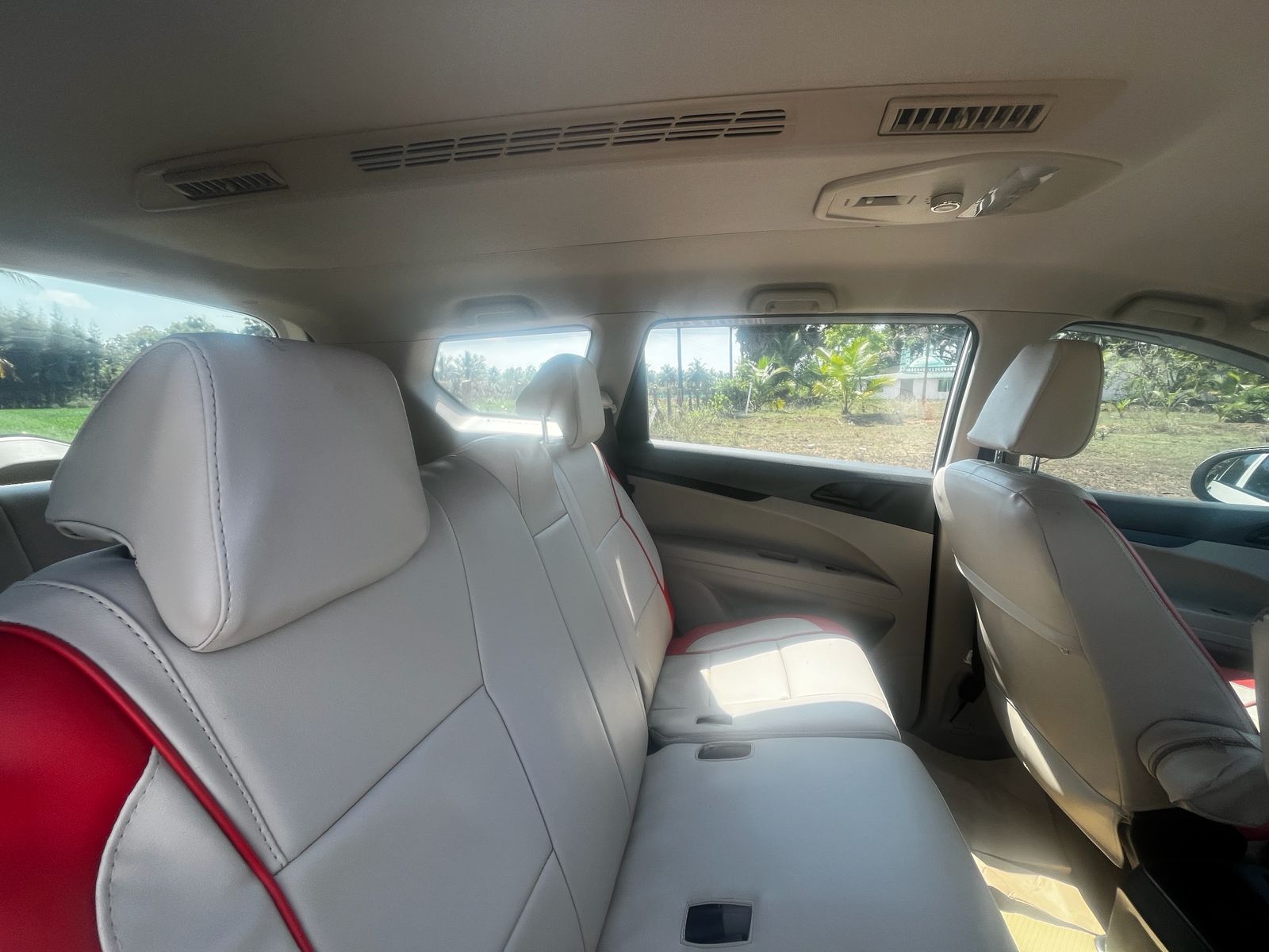 Mahindra Marazzo - Image 6