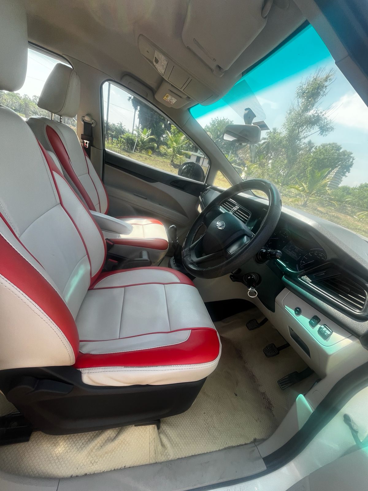 Mahindra Marazzo - Image 7