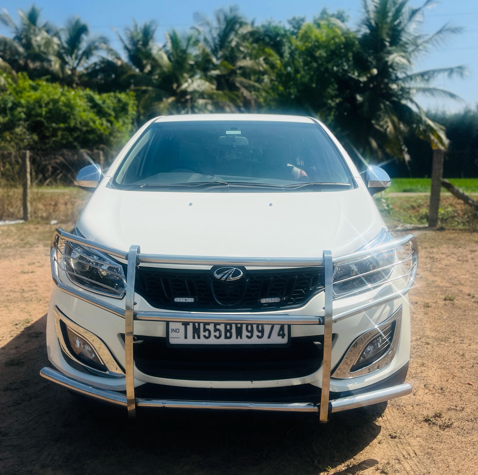 Mahindra Marazzo