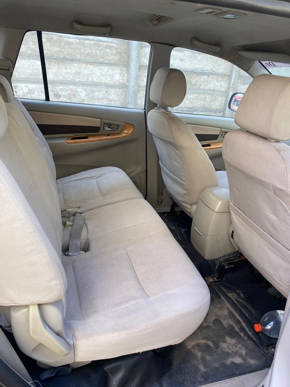 Toyota Innova - Image 4