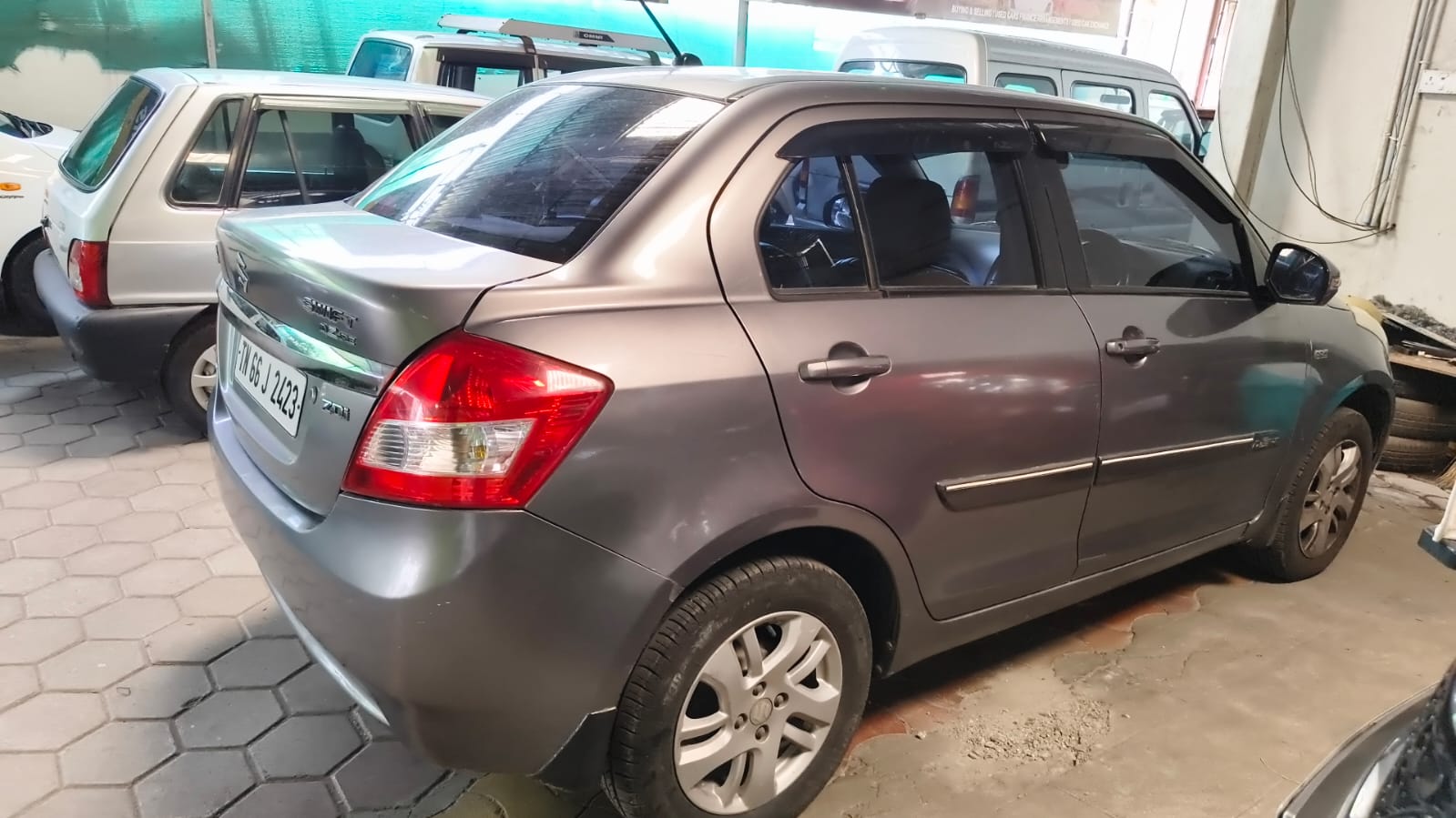 Maruti Suzuki Swift dzire