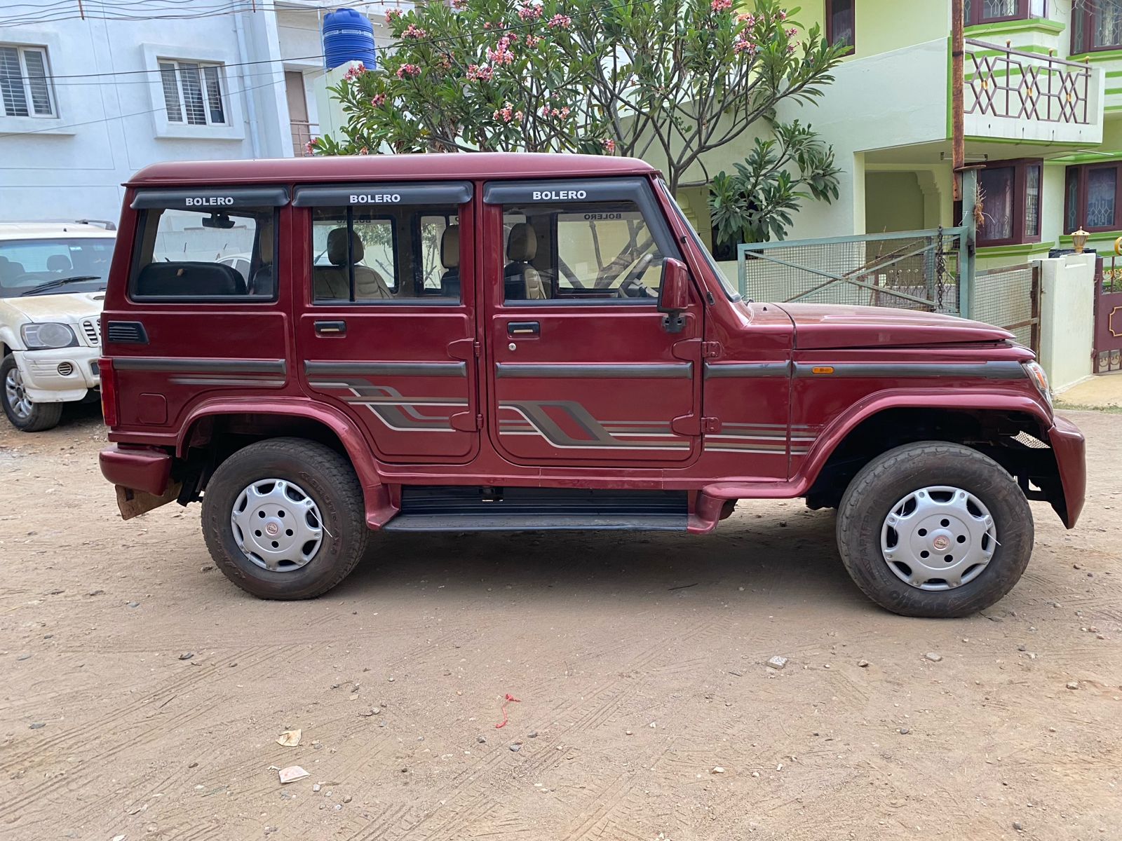 Mahindra Bolero - Image 4