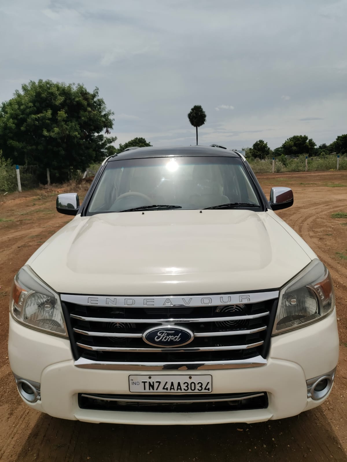 Ford Endeavour