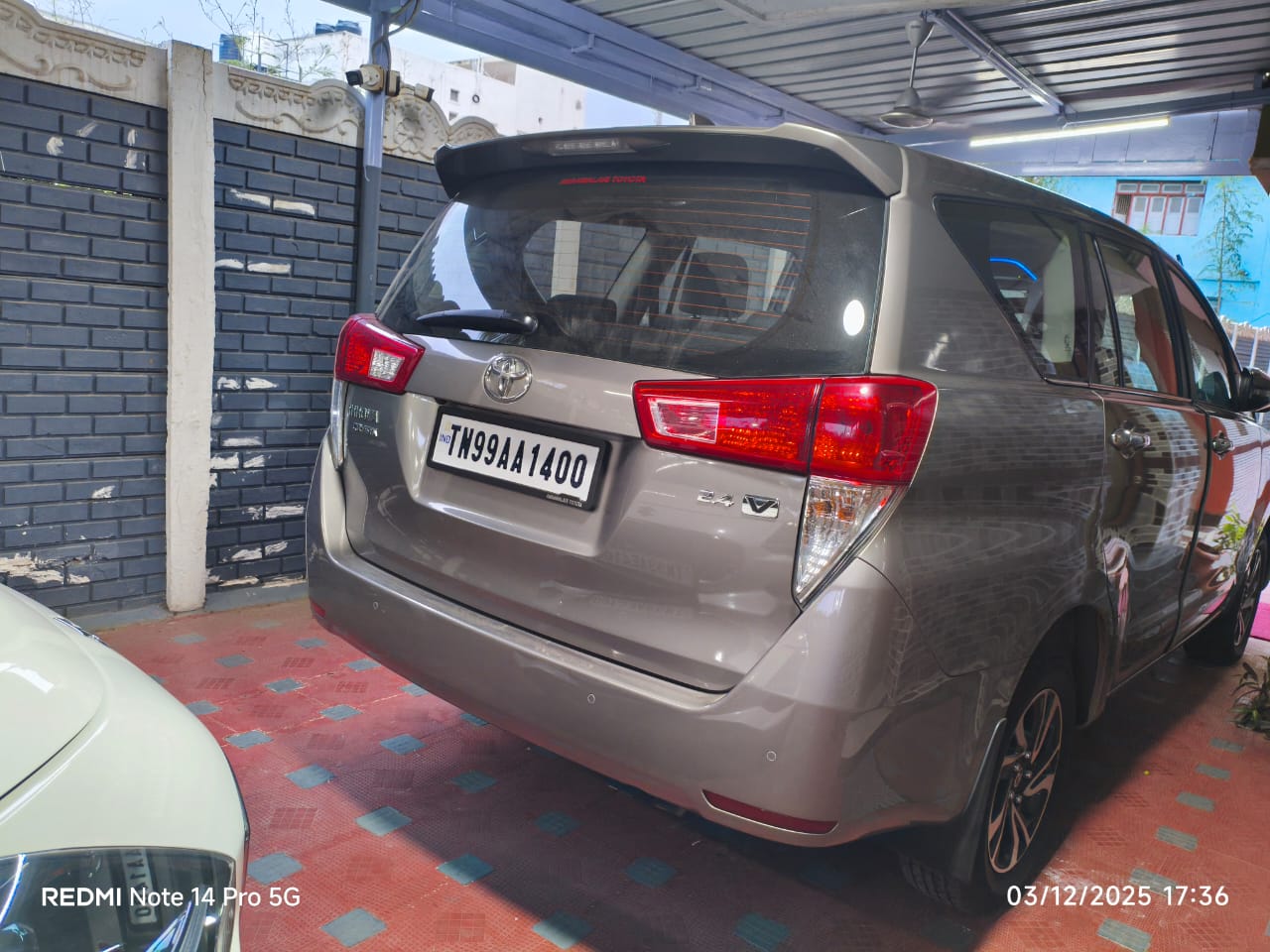 Toyota Innova Crysta - Image 3