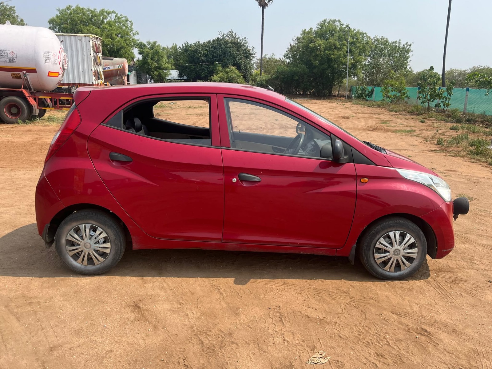Hyundai Eon - Image 7