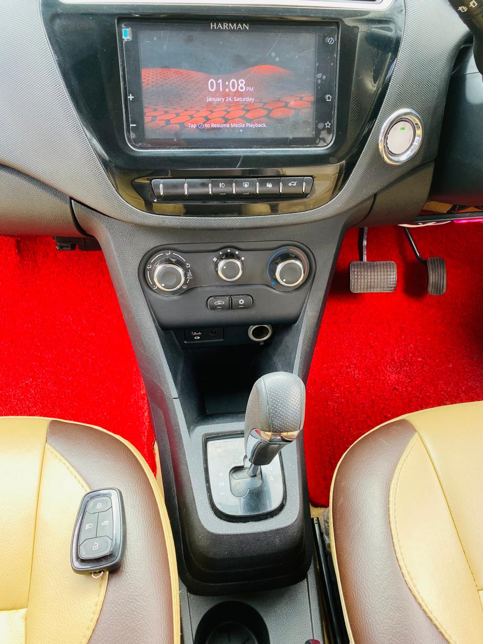 Tata Tiago - Image 4