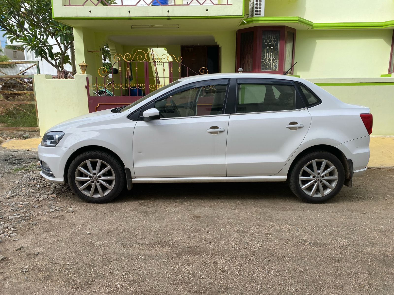 Volkswagen AMEO - Image 4