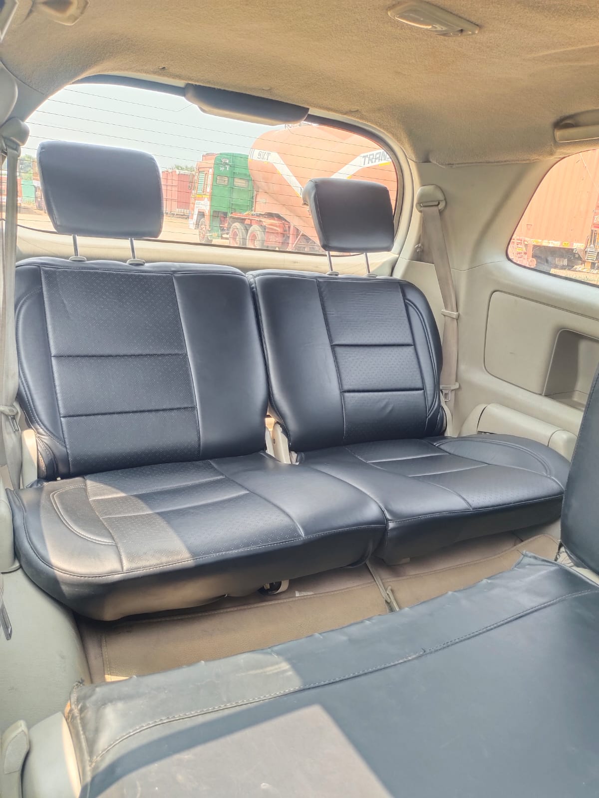 Toyota Innova - Image 2