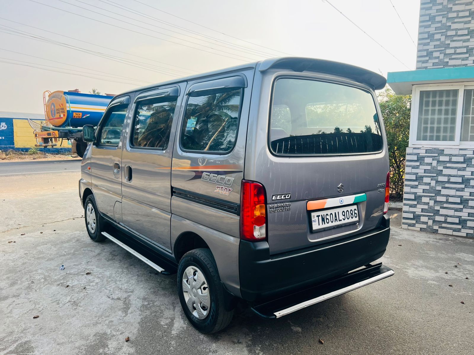 Maruti Suzuki Eeco - Image 6