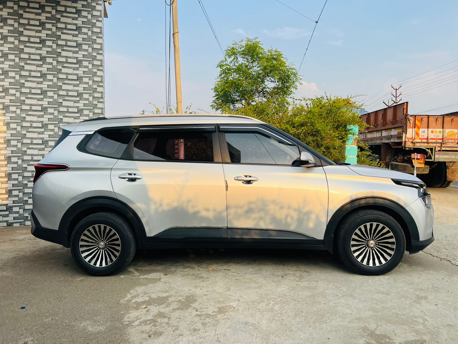 Kia carens - Image 4