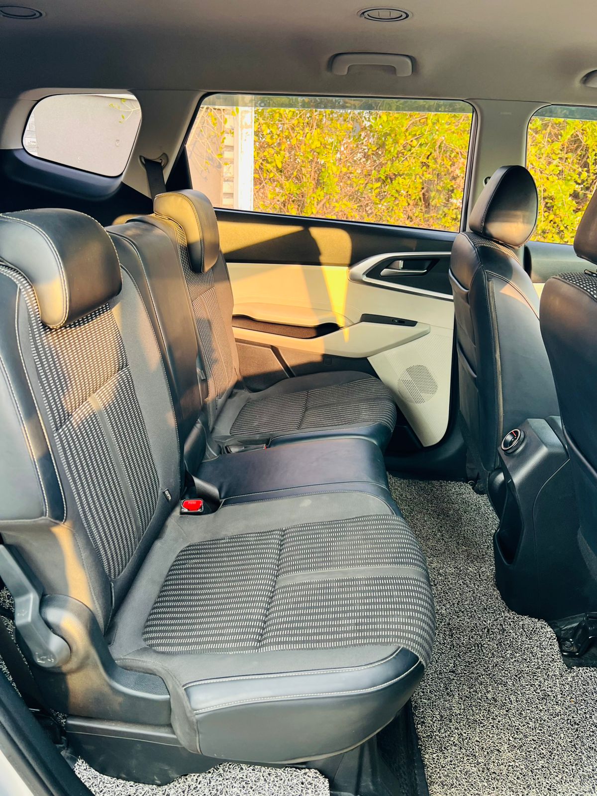 Kia carens - Image 9