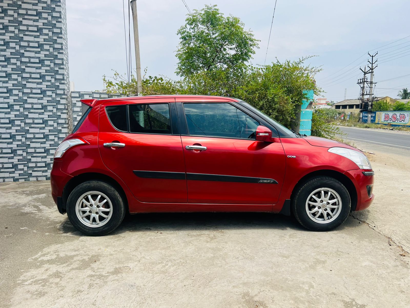 Maruti Suzuki Swift - Image 4