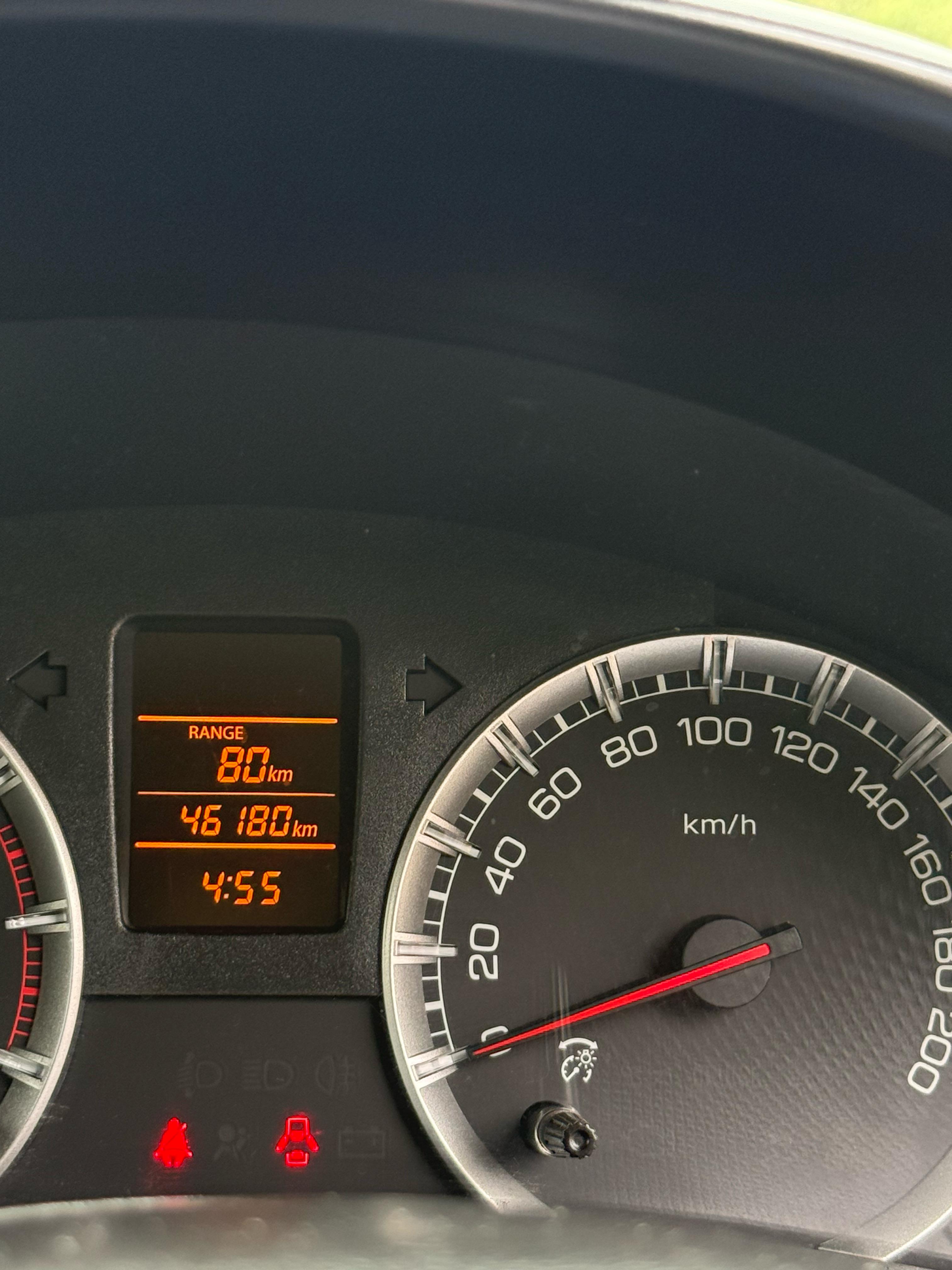 Maruti Suzuki Swift - Image 9