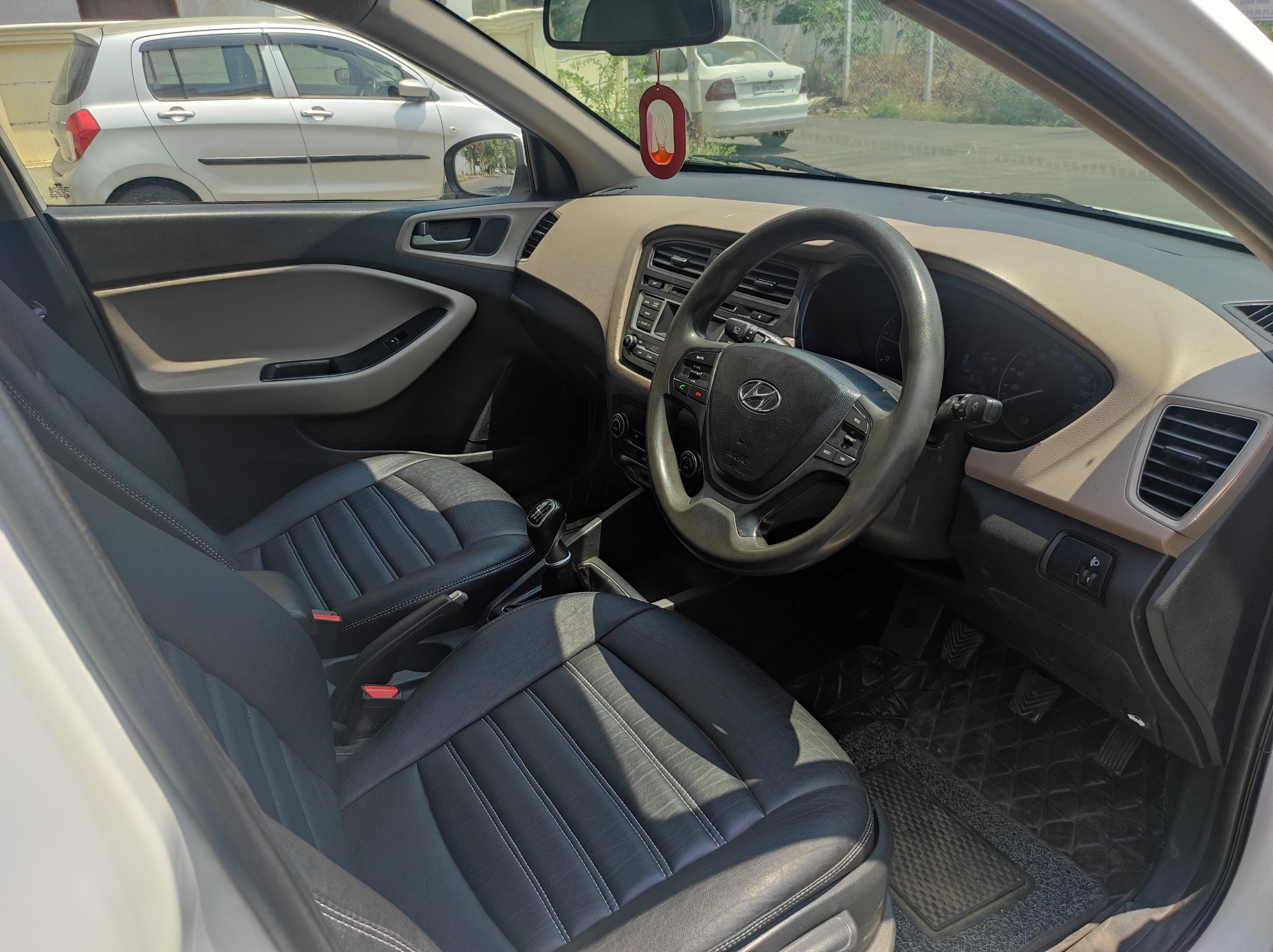 Hyundai i20 - Image 7
