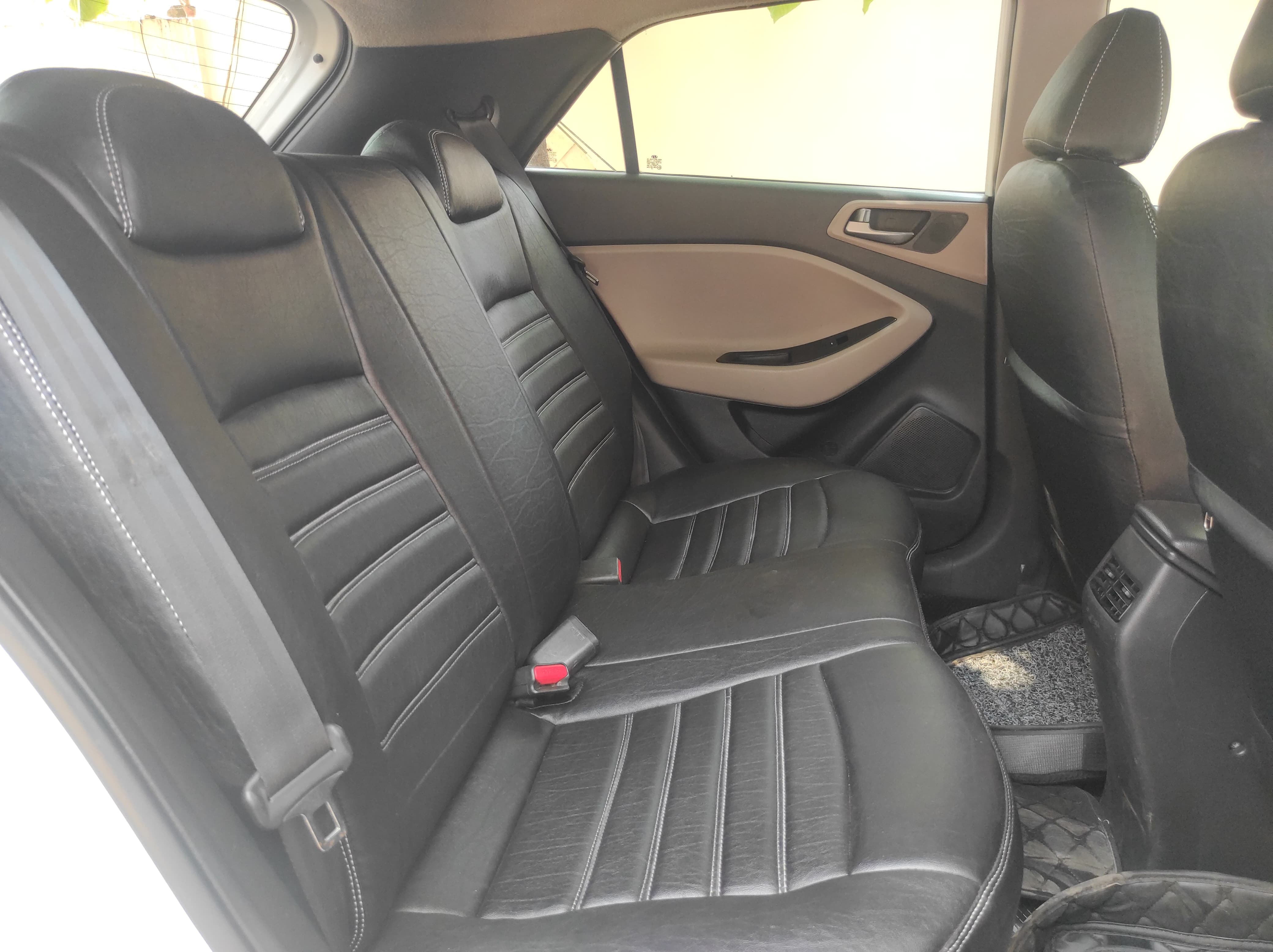 Hyundai i20 - Image 8