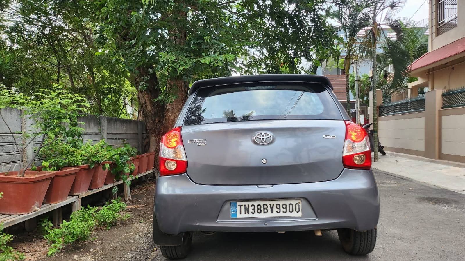 Toyota Etios Liva - Image 4