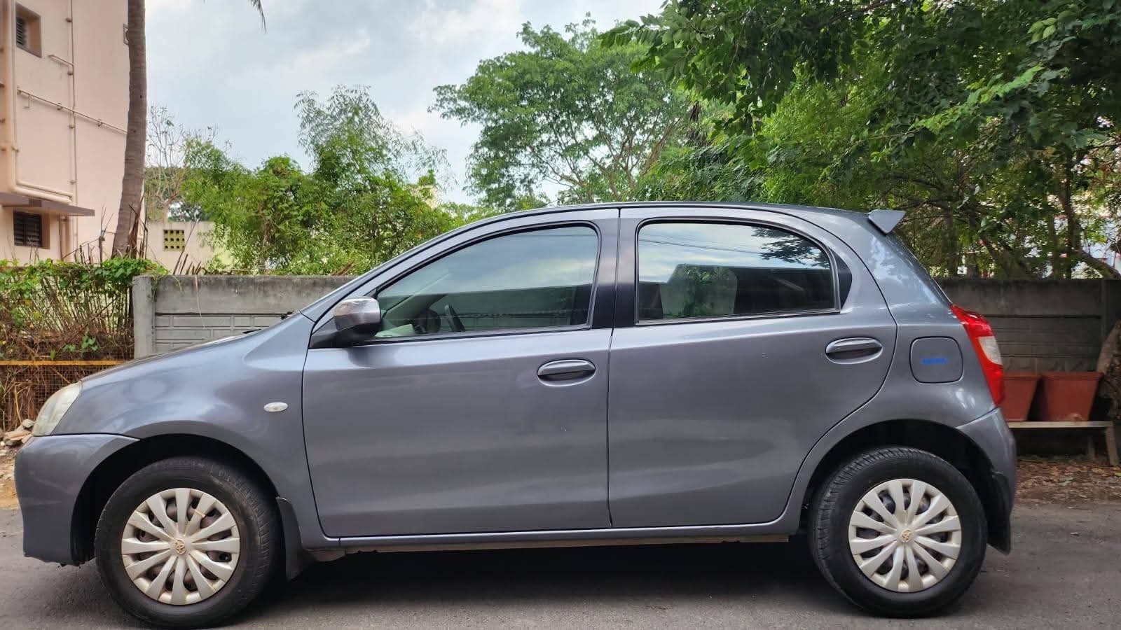 Toyota Etios Liva - Image 9