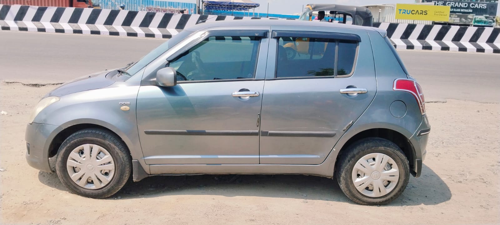 Maruti Suzuki Swift - Image 3
