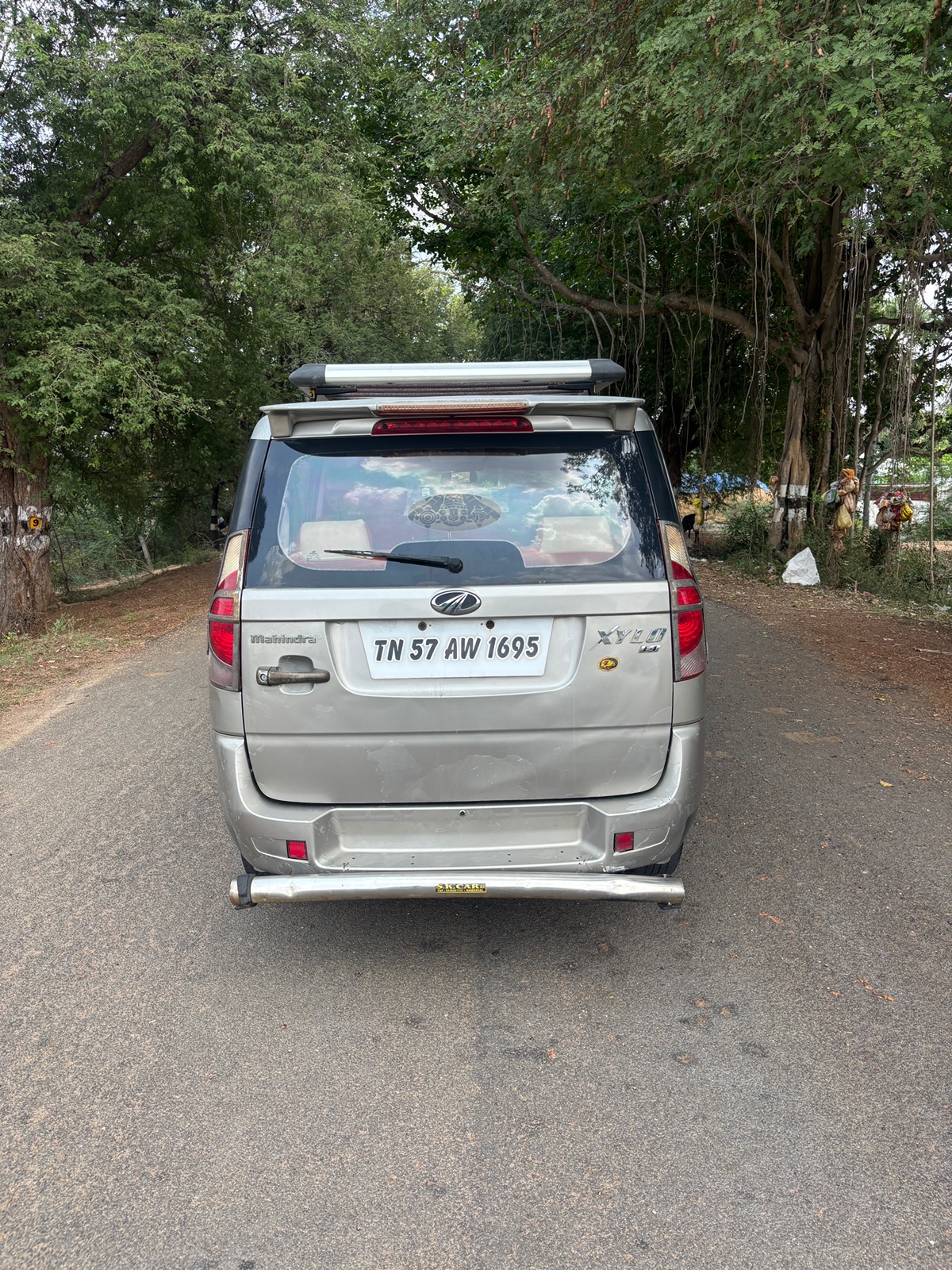 Mahindra Xylo