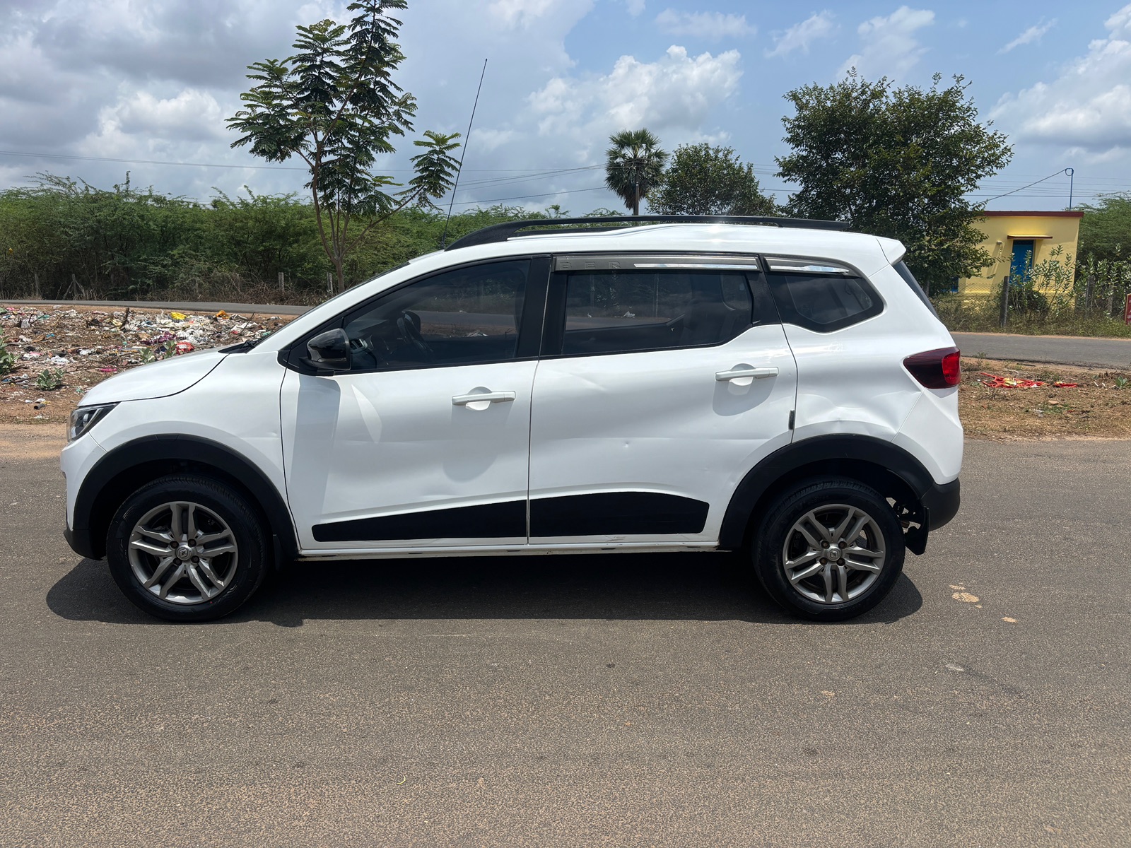 Renault Triber - Image 3