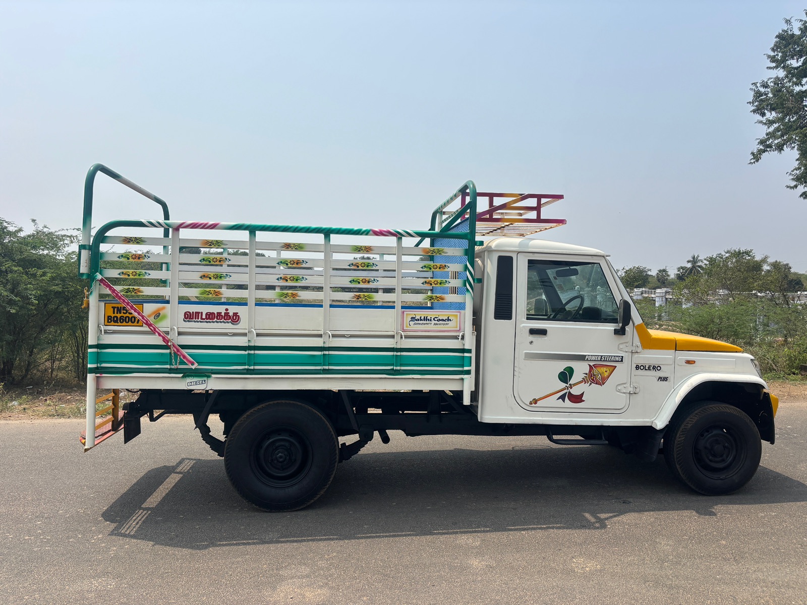Mahindra Bolero MaXX Pik-Up - Image 1