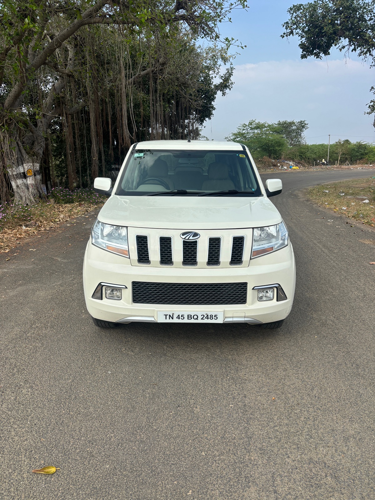 Mahindra TUV300