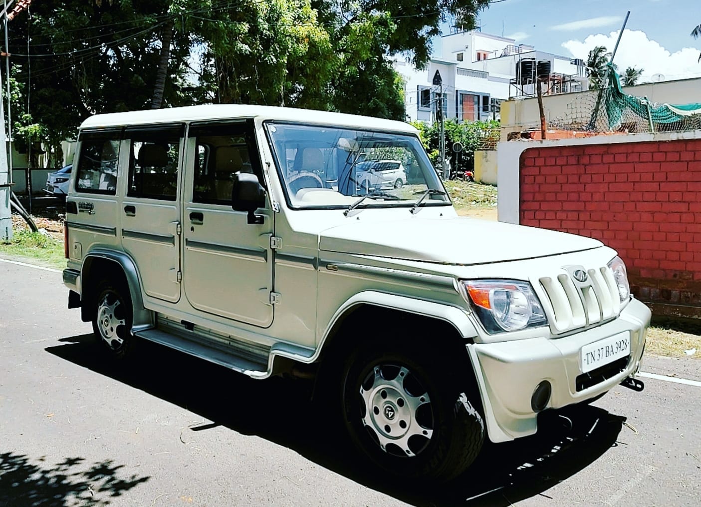 Mahindra Bolero - Image 5