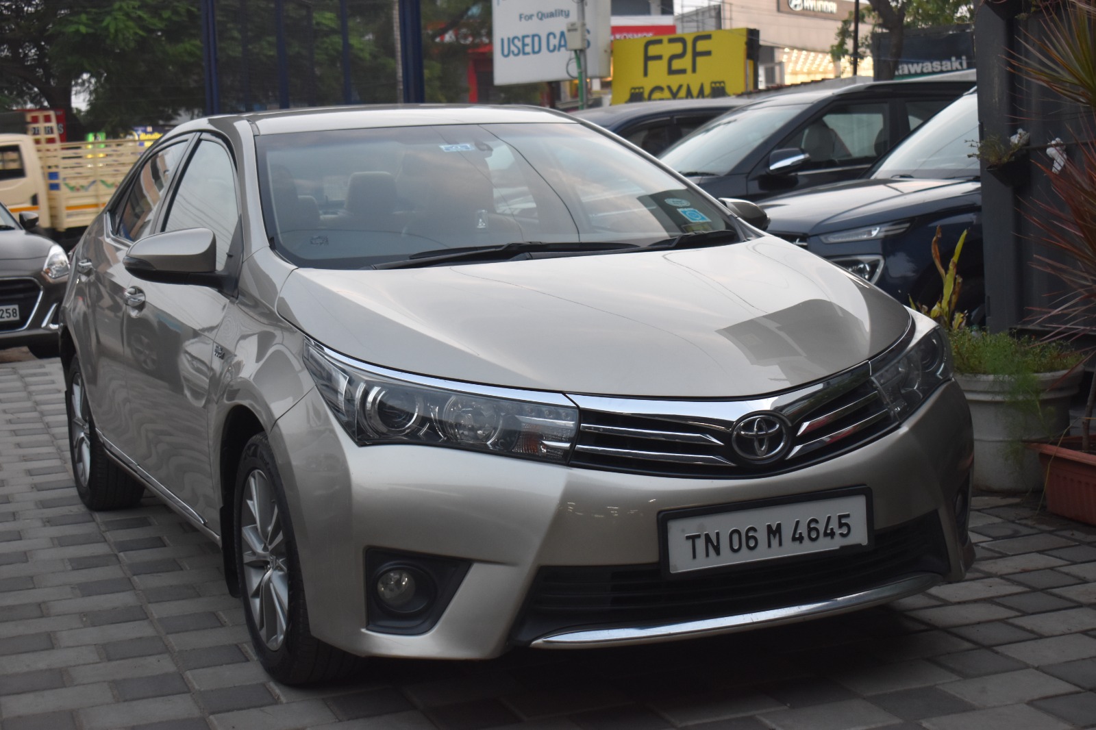 Toyota Corolla Altis - Image 6