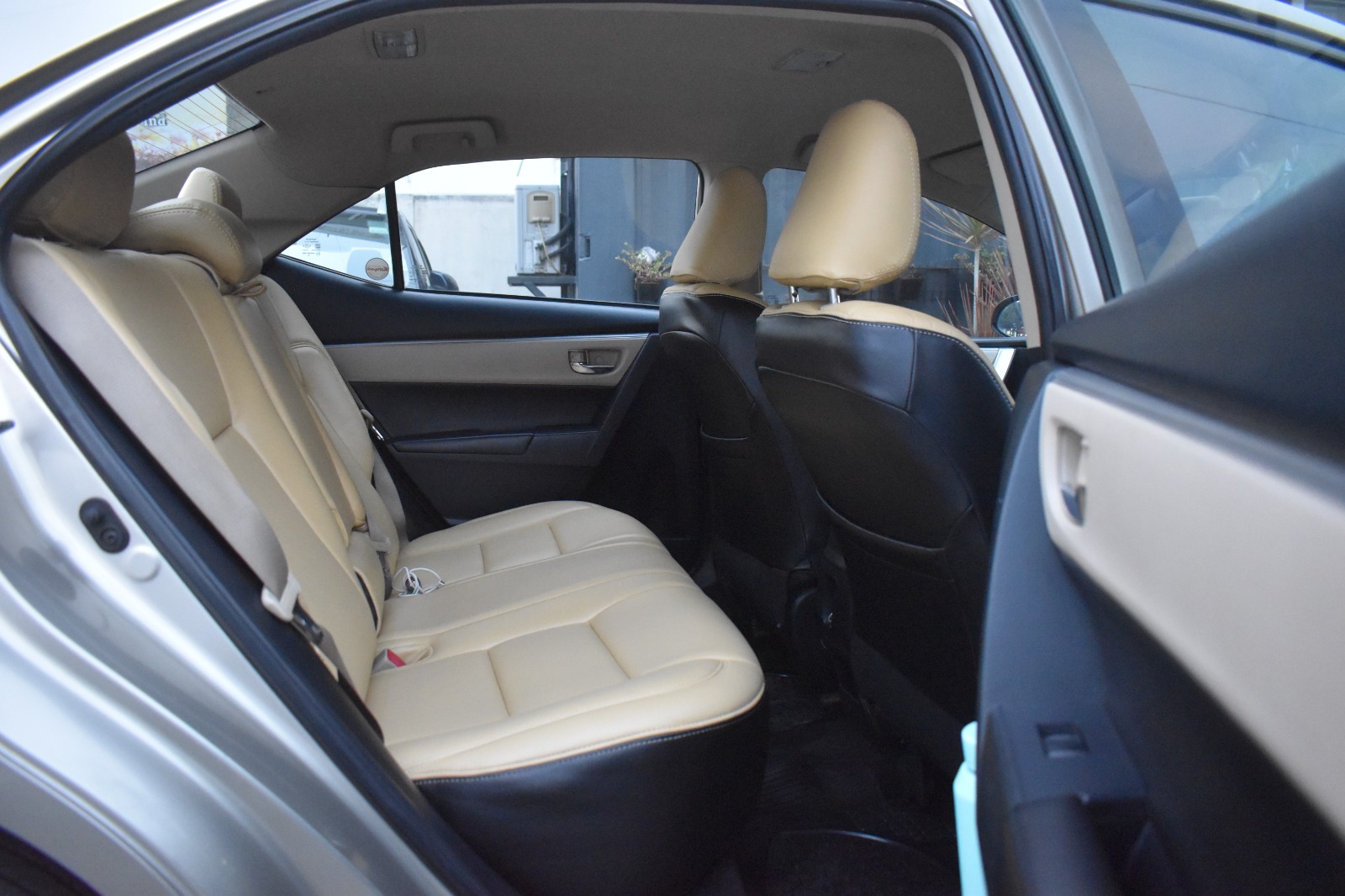 Toyota Corolla Altis - Image 2