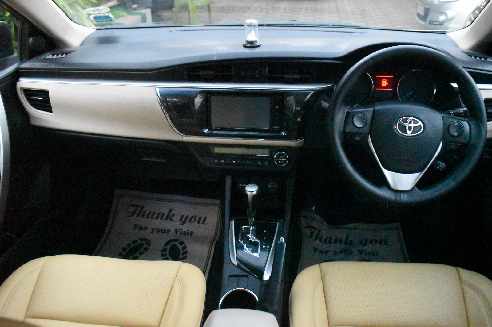 Toyota Corolla Altis - Image 7